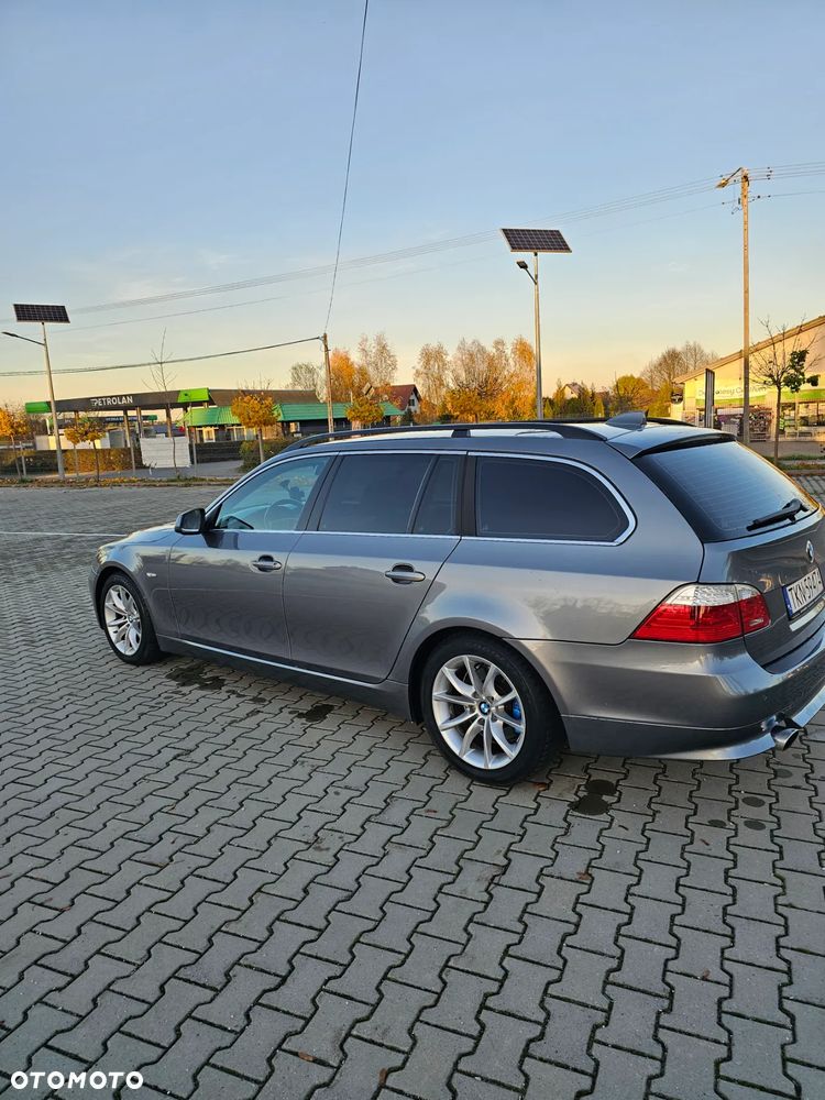 BMW Seria 5 520d Touring Edition Lifestyle - 11