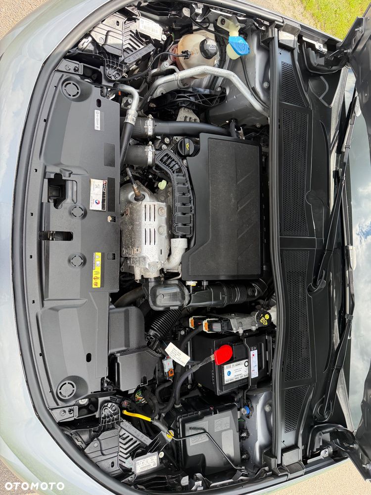 Peugeot 308 PureTech 130 GPF EAT8 Stop & Start Allure Business-Paket - 16