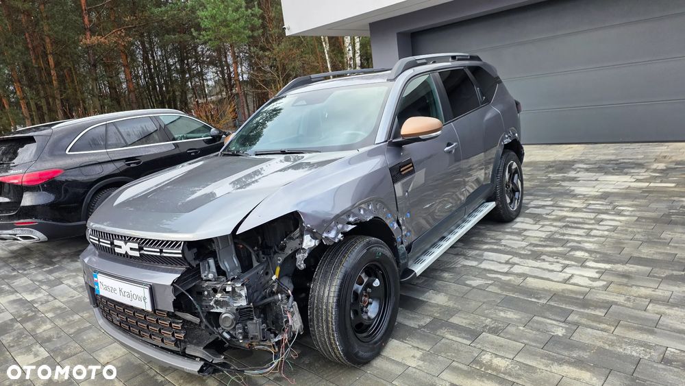 Dacia Bigster 1.2 TCe mHEV Extreme 4x4 - 12