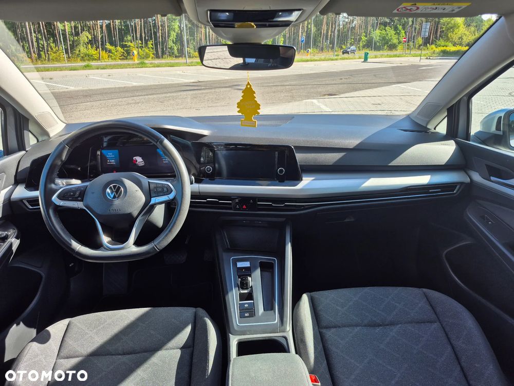 Volkswagen Golf - 10