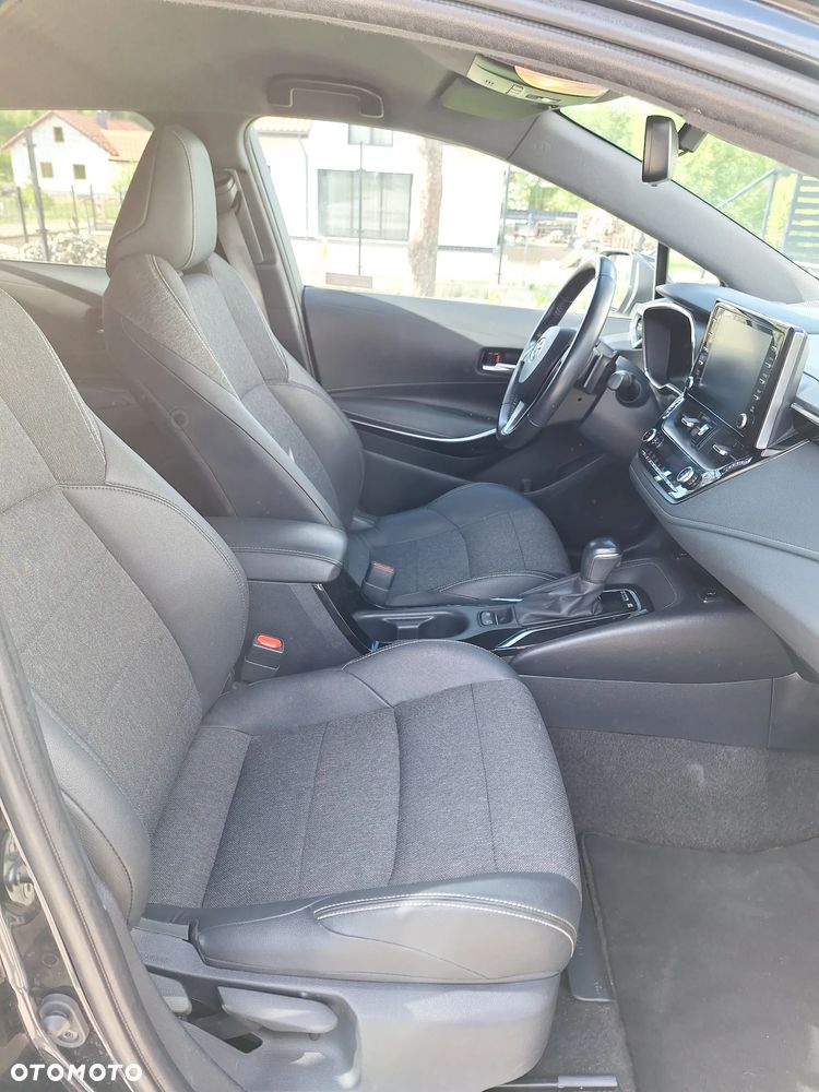 Toyota Corolla 2.0 Hybrid Comfort - 7