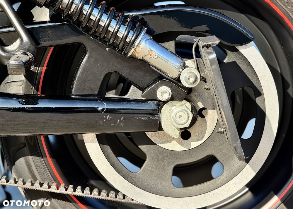 Harley-Davidson V-Rod Night Rod - 37