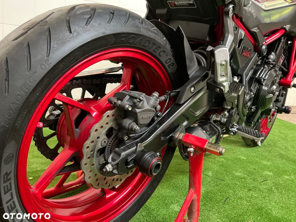 Kawasaki Z 650 - 6