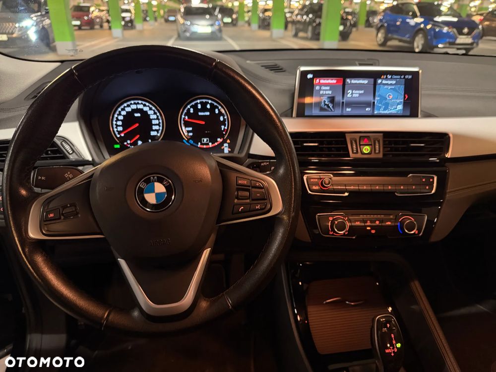 BMW X2 sDrive18i - 26