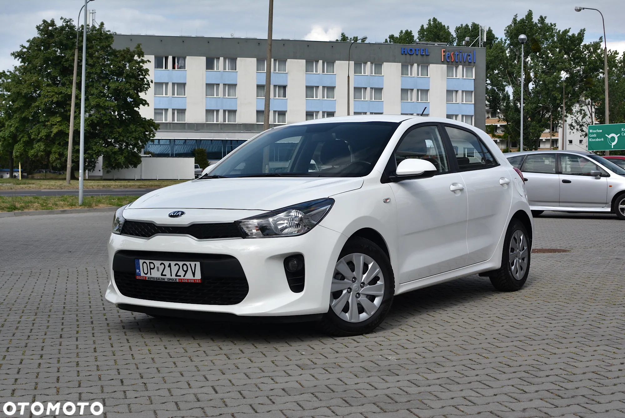 Kia Rio - 2