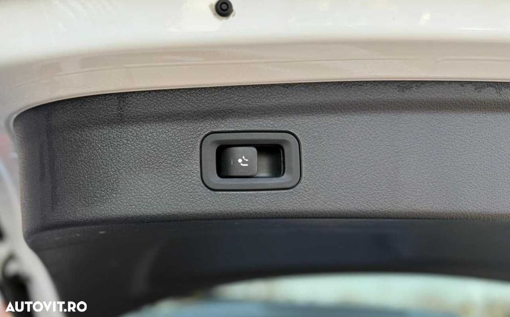 Mercedes-Benz GLE - 14