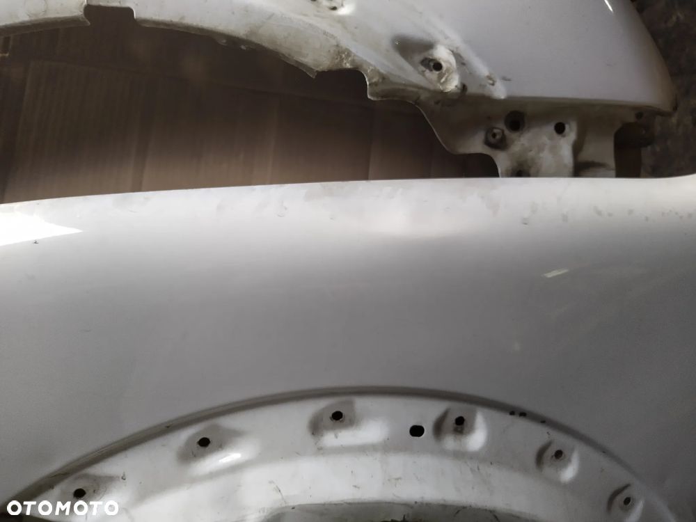 Błotnik przedni prawy ford connect - 4