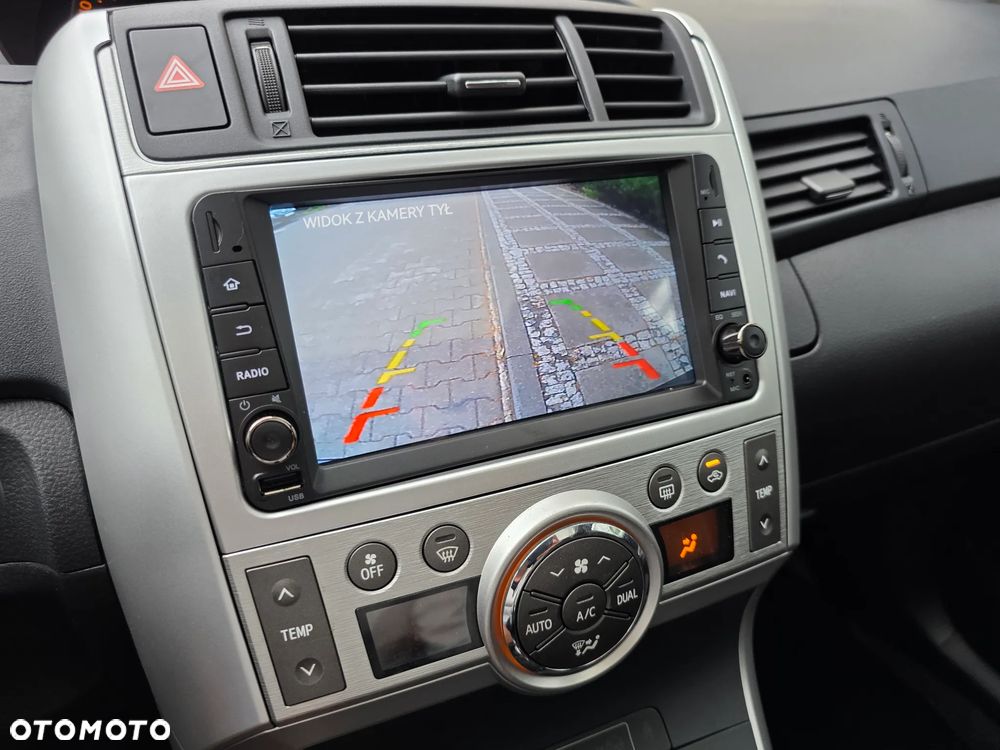 Toyota Verso 1.8 5-Sitzer Executive - 34