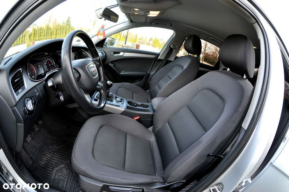Audi A4 Avant 2.0 TDI DPF Ambiente - 8