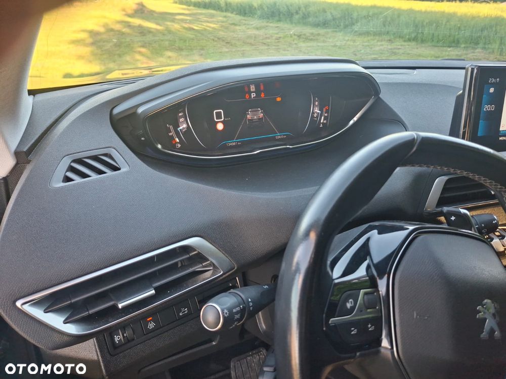 Peugeot 3008 1.5 BlueHDi Allure Pack S&S EAT8 - 16