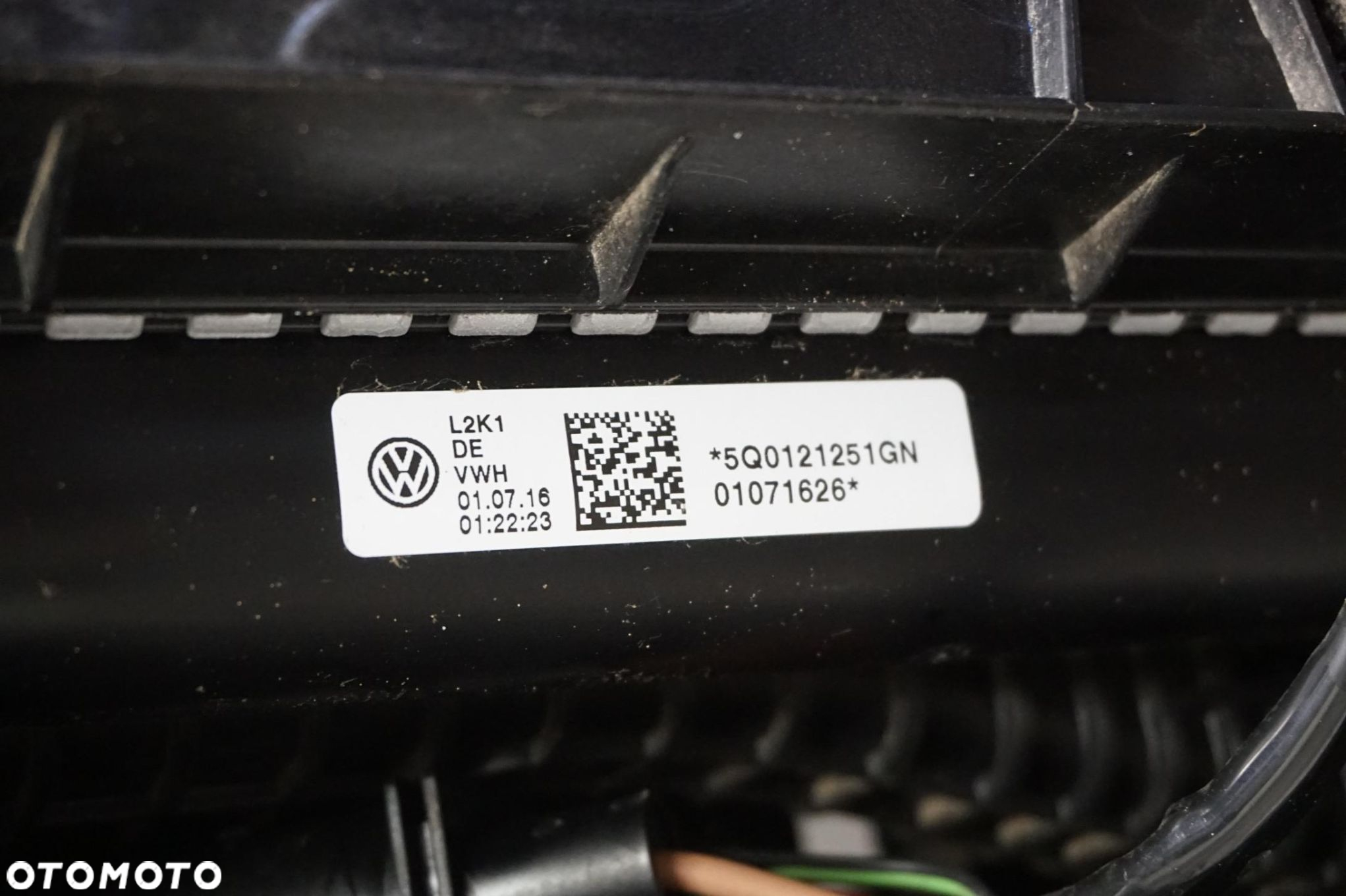 PAS PRZEDNI CHŁODNICE 2.0 TFSI AUDI TT 8S 5Q0959455AN 5Q0121203CL - 10