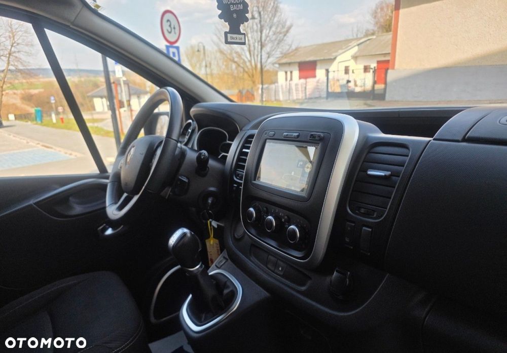 Renault Trafic - 23
