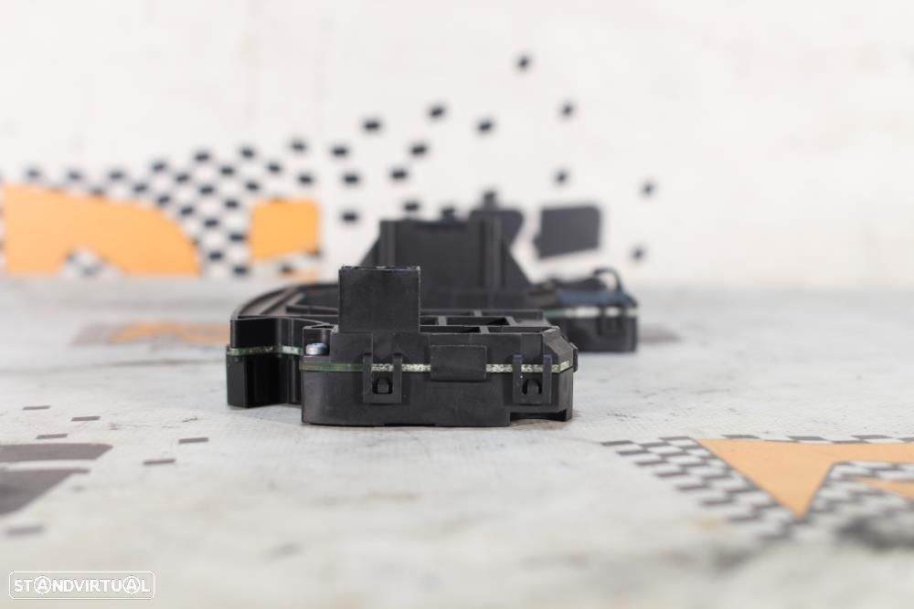 Módulo Eletrónico Audi A4 (8Ec, B7)  8E0953549s / 05114412 - 6