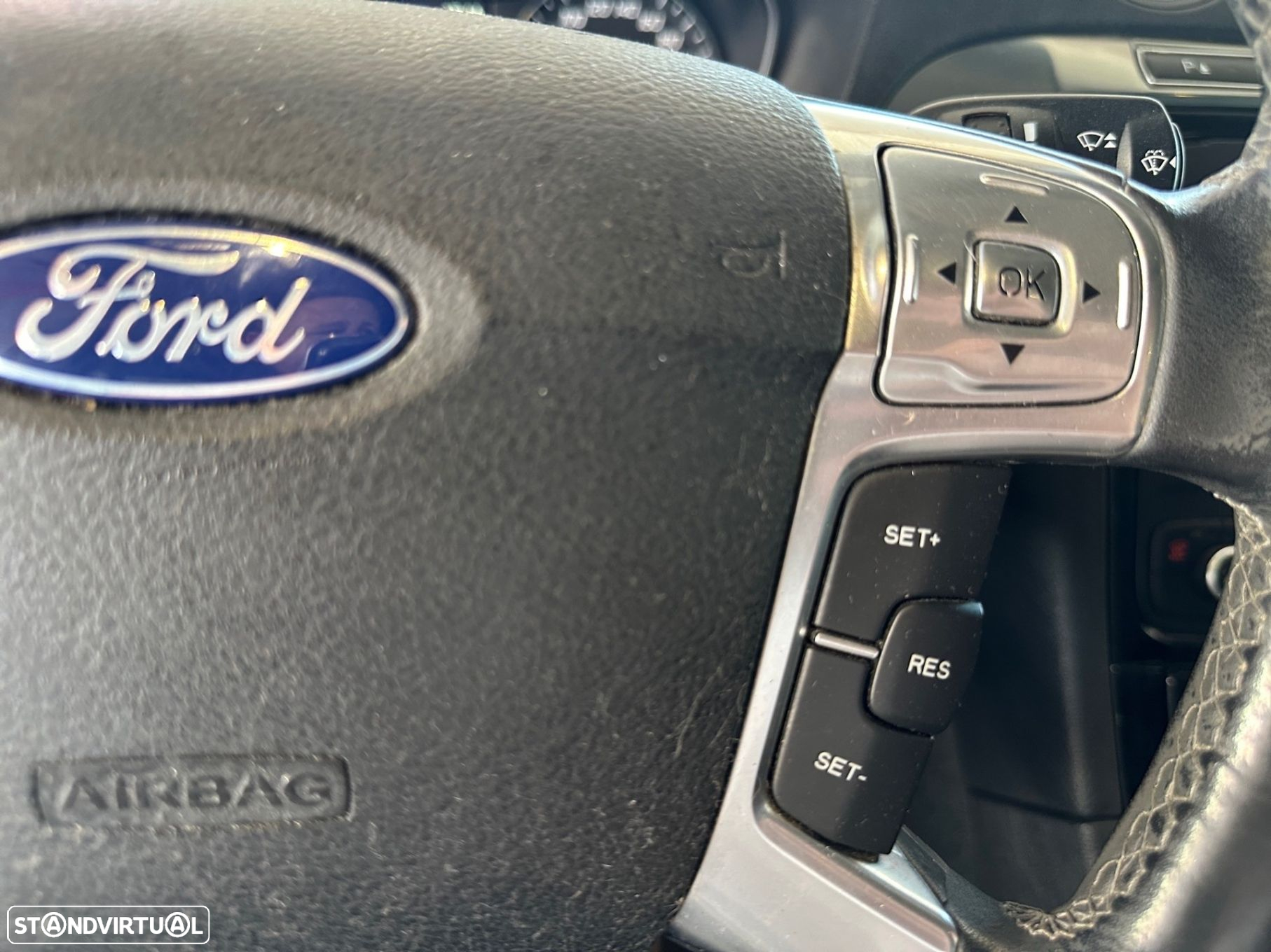 Ford S-Max - 14
