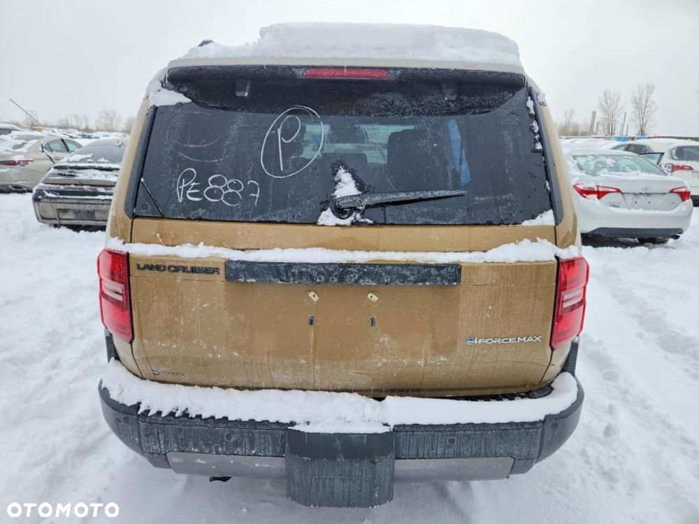 Toyota Land Cruiser - 6