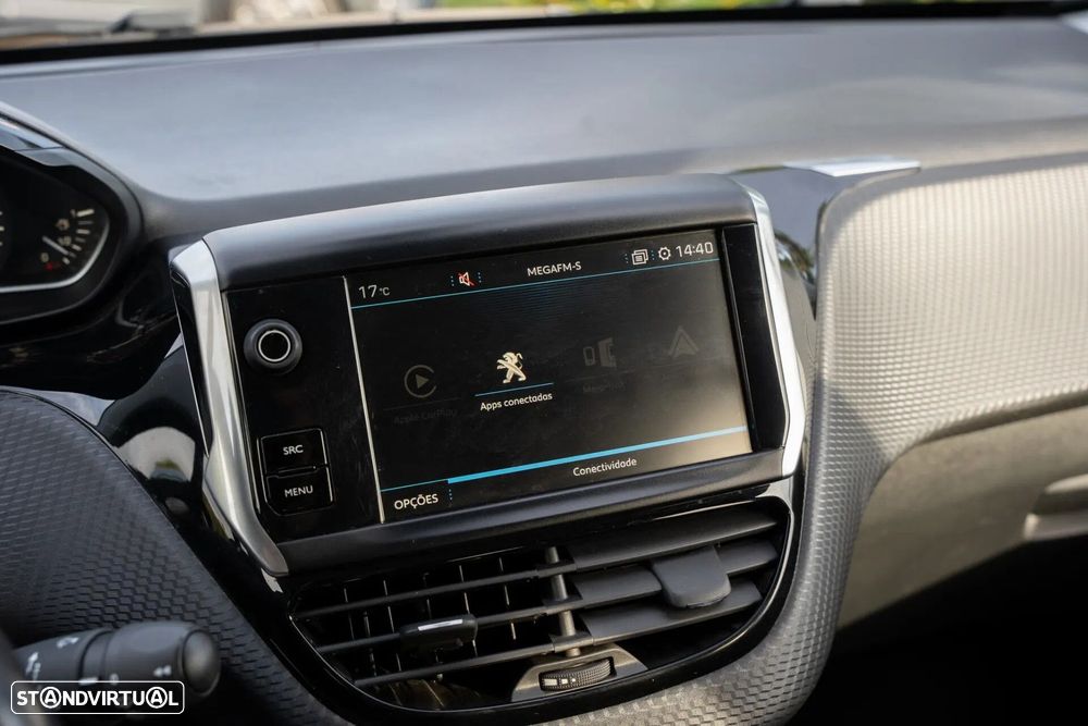 Peugeot 208 1.2 PureTech Allure - 12