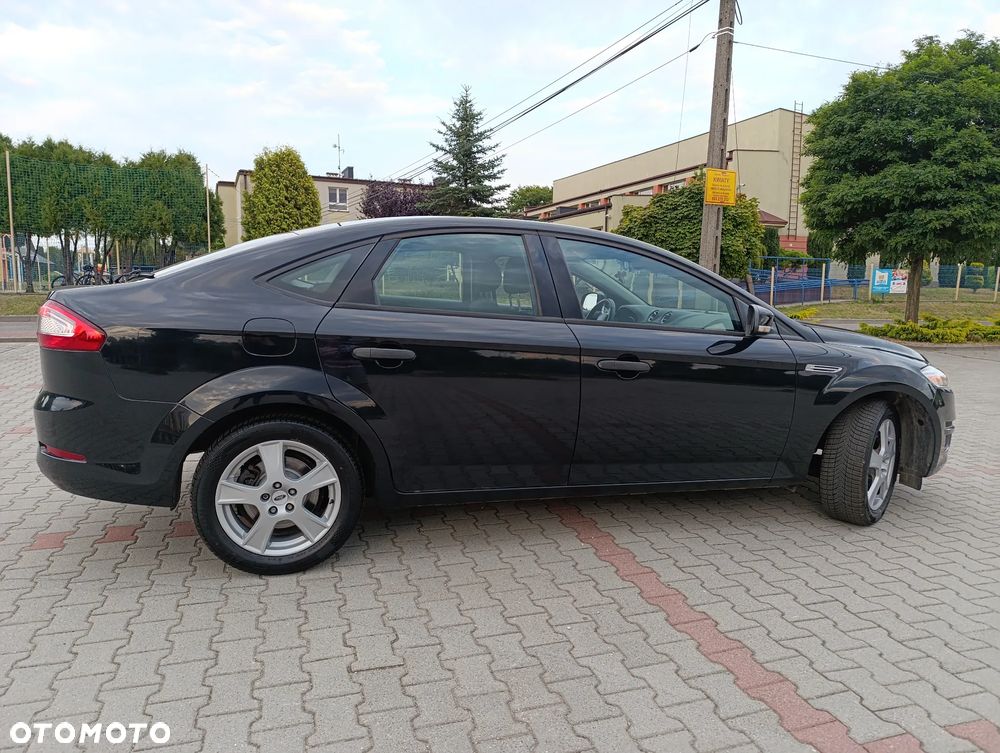Ford Mondeo 1.6 Gold X Plus - 38
