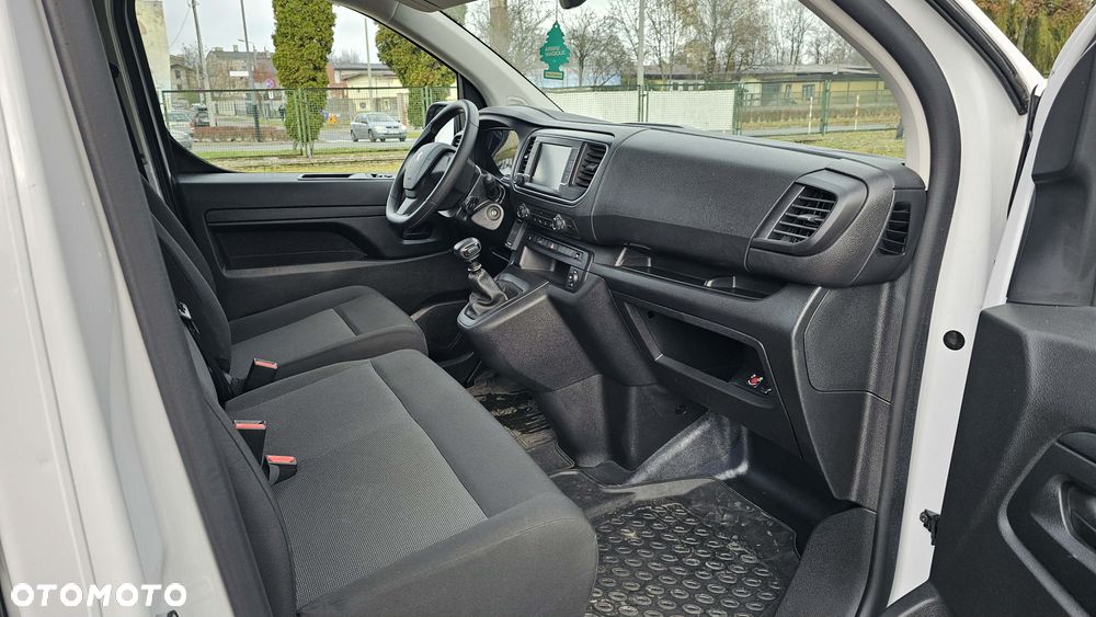 Peugeot Expert - 8