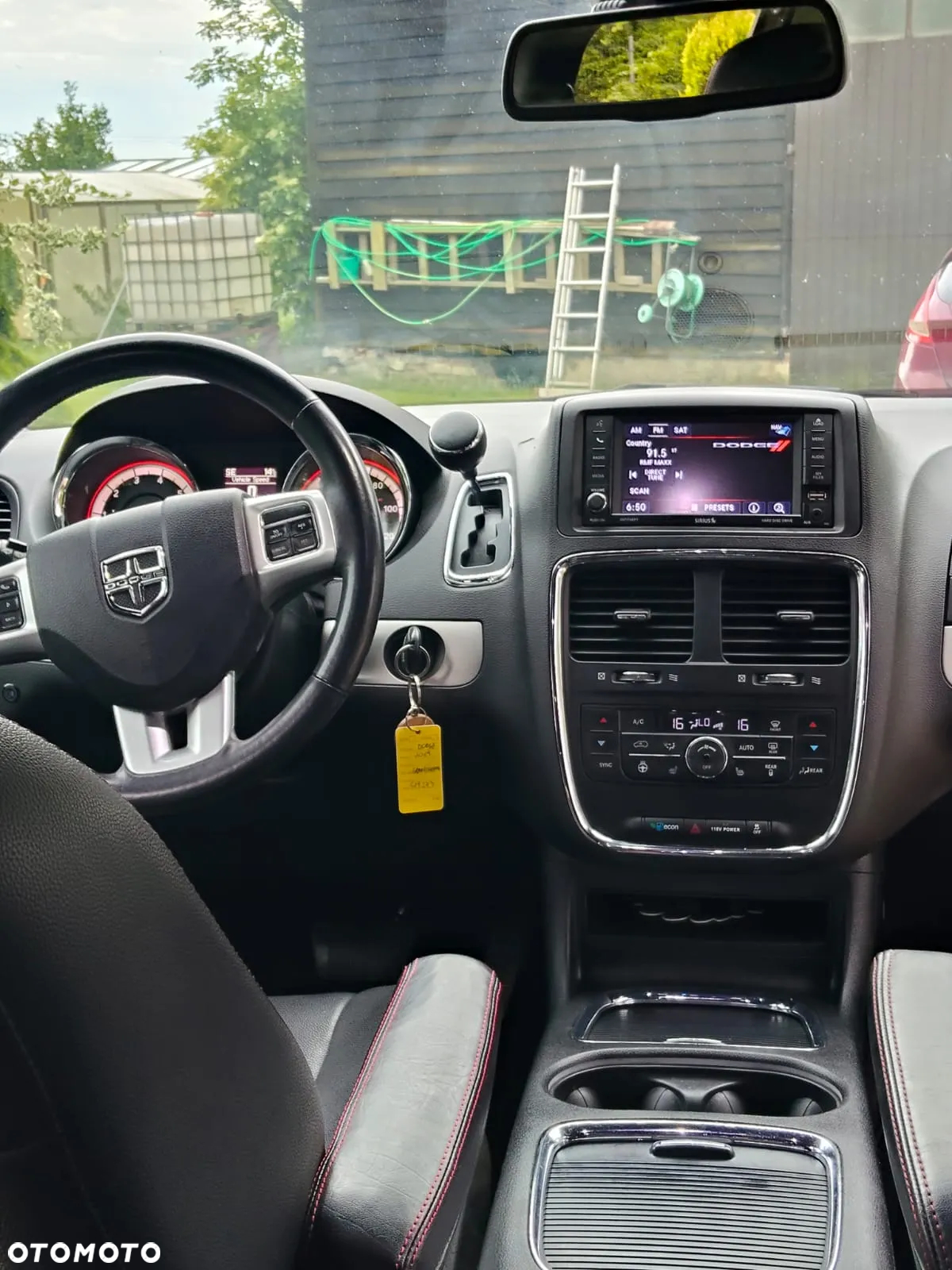 Dodge Grand Caravan - 7