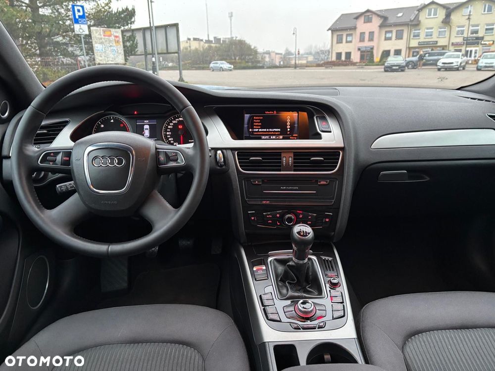 Audi A4 Avant 2.0 TDI - 13