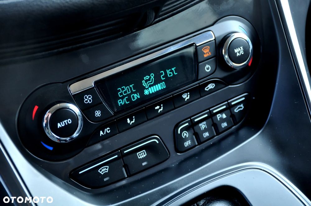 Ford Kuga 2.0 TDCi 4x4 Titanium - 35