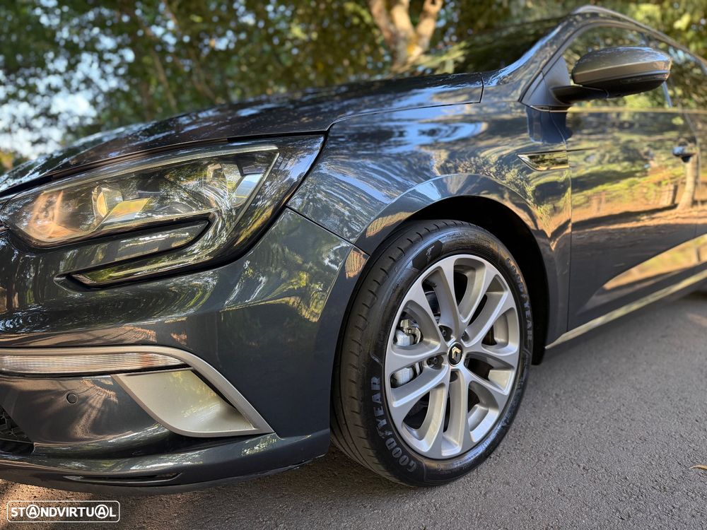 Renault Mégane Sport Tourer 1.5 dCi GT Line - 4