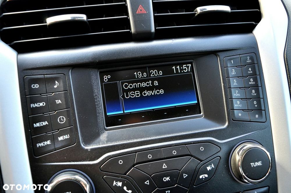 Ford Mondeo 2.0 TDCi Ambiente - 27