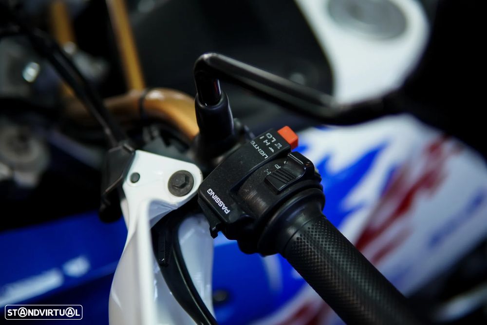 Honda Africa Twin 750 Adventure - 34