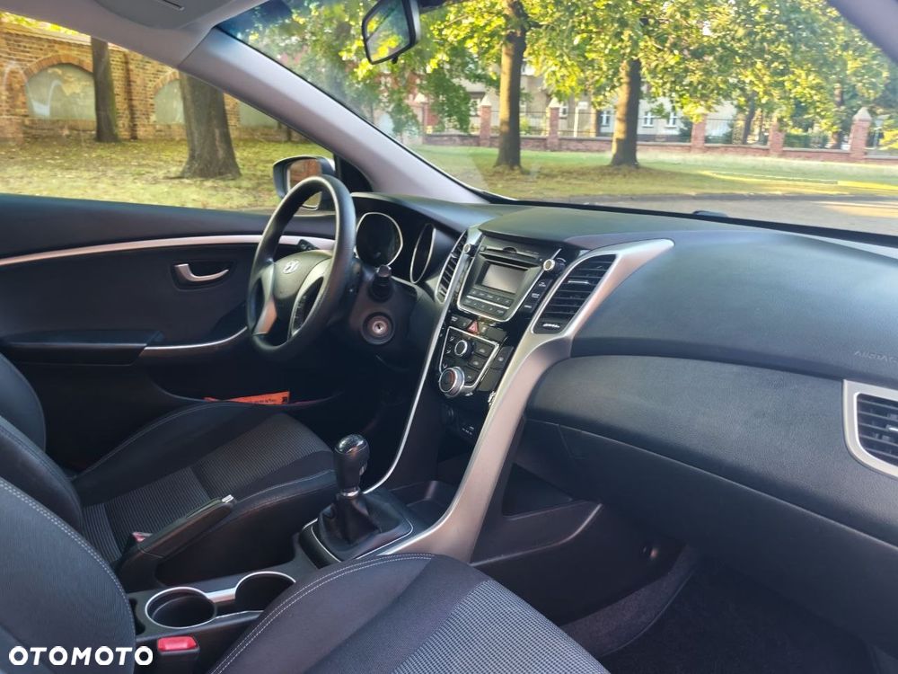 Hyundai i30 1.4 Passion - 5
