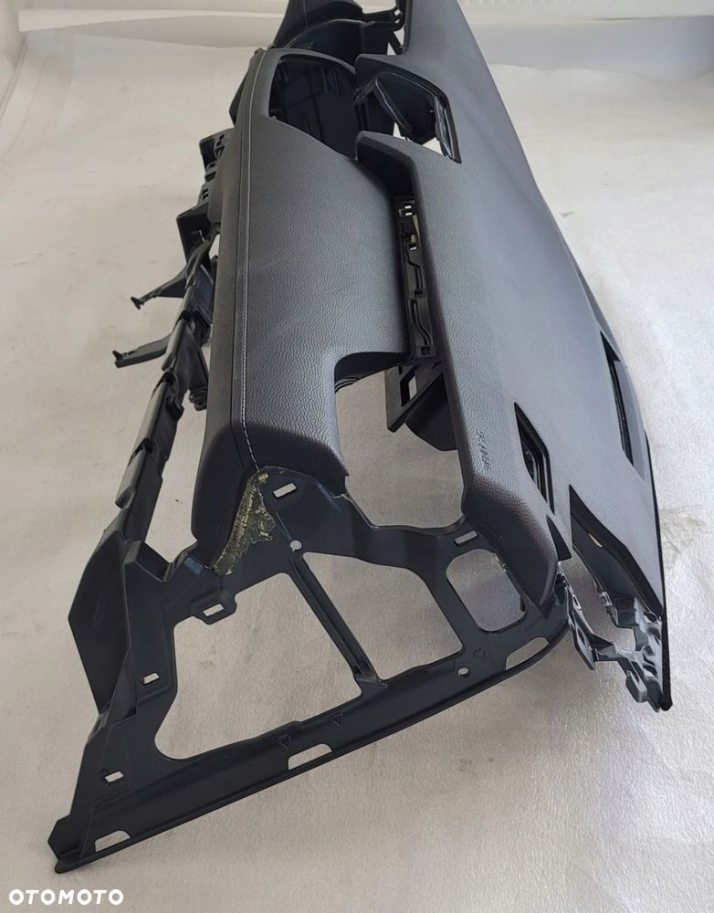 DESKA ROZDZIELCZA KONSOLA TOYOTA RAV4 V 2019- - 7