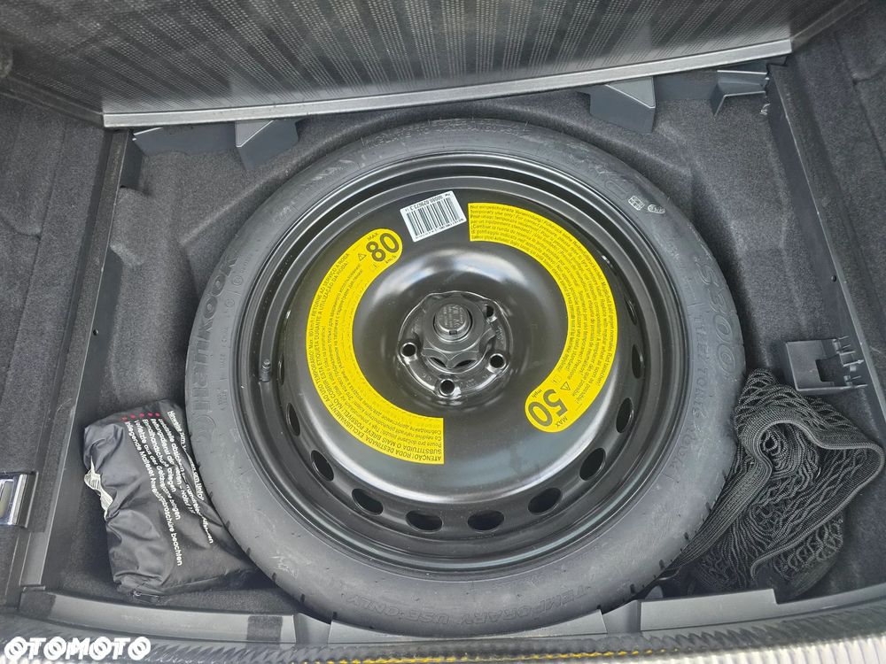 Audi A4 Avant 2.0 TDI S tronic - 23
