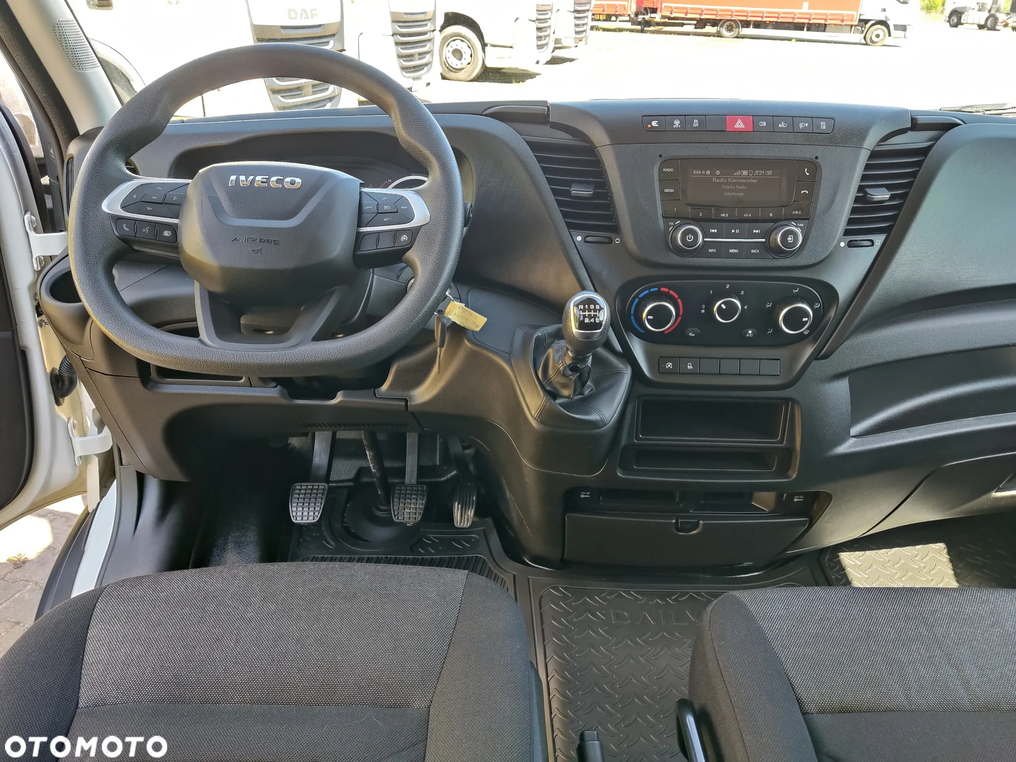 Iveco Daily 35s14 - 6
