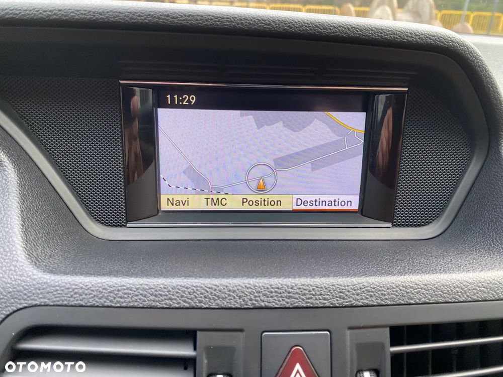 Mercedes-Benz Klasa E 350 CDI DPF BlueEFFICIENCY 7G-TRONIC Avantgarde - 22