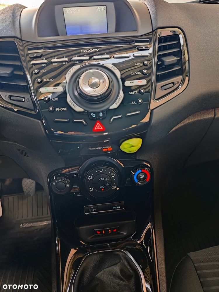 Ford Fiesta 1.0 Titanium X - 13