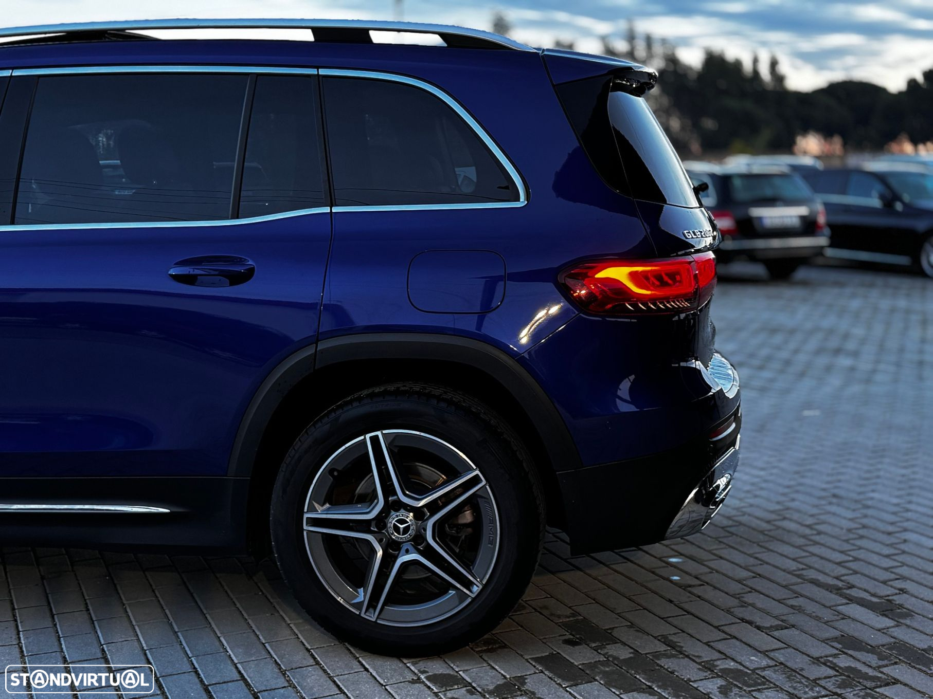 Mercedes-Benz GLB 200 d AMG Line - 6