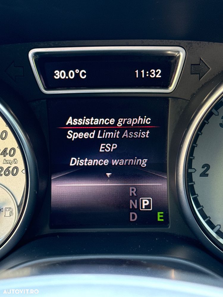 Mercedes-Benz CLA 220 CDI 7G-DCT AMG Line - 13
