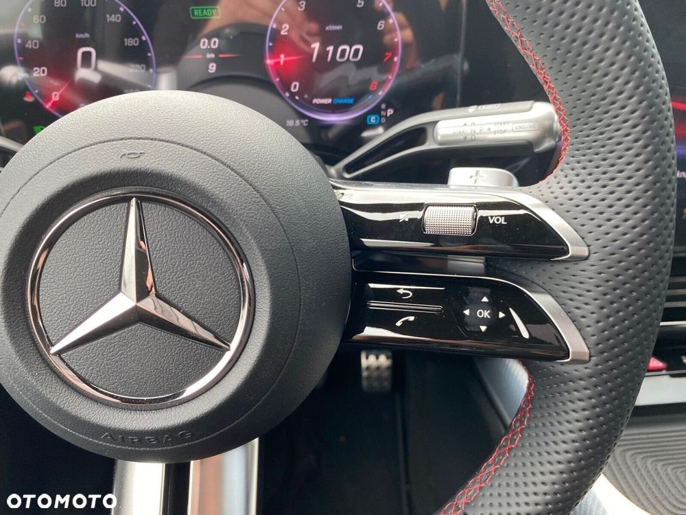 Mercedes-Benz GLB - 15