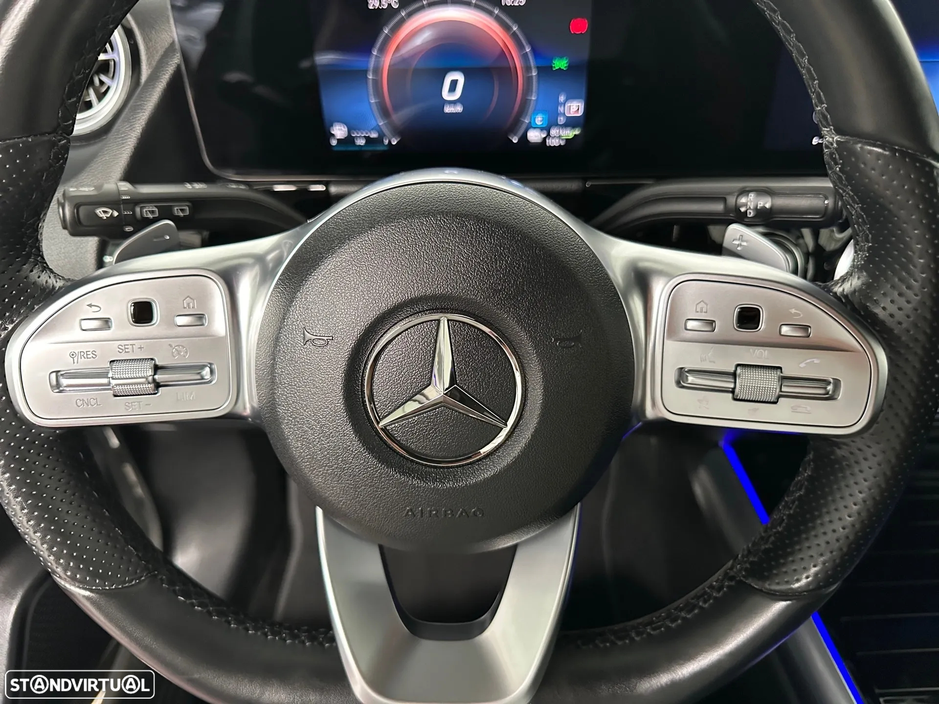 Mercedes-Benz GLA 250 e AMG Line - 15