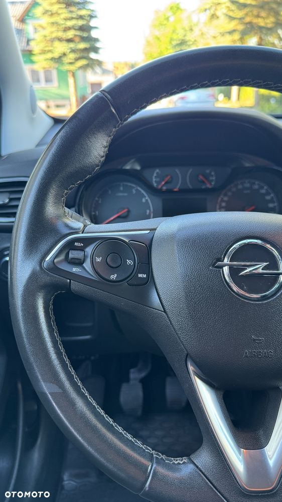 Opel Crossland X - 16