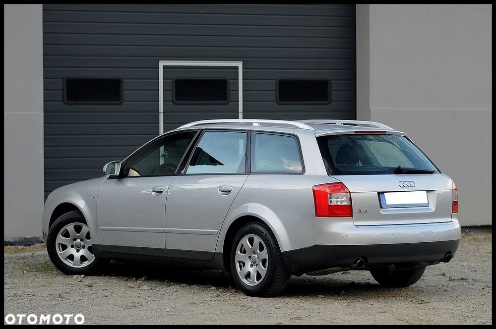 Audi A4 Avant 1.8T - 22