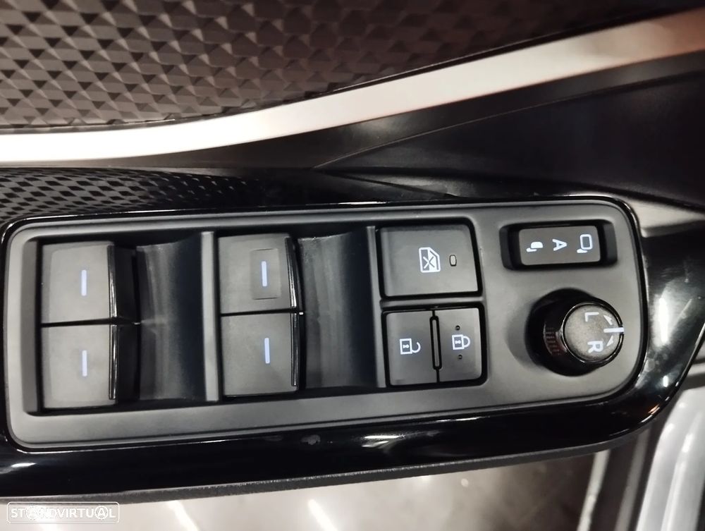 Toyota C-HR 1.8 Hybrid Exclusive - 17