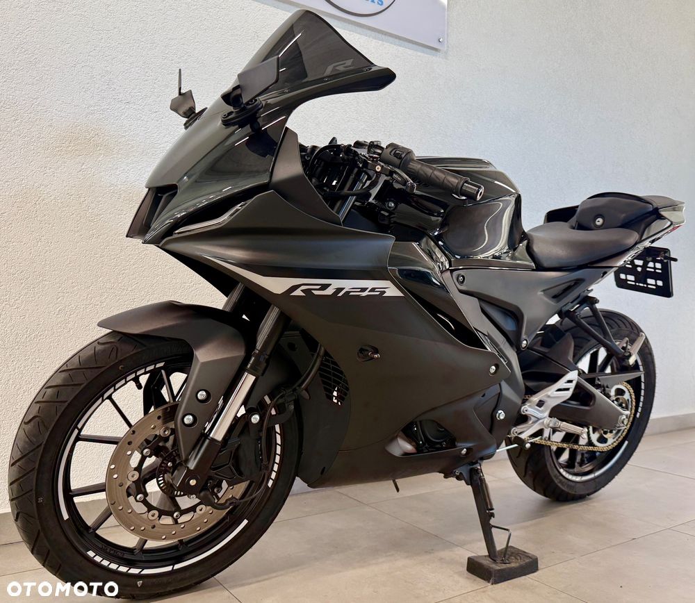 Yamaha YZF - 2