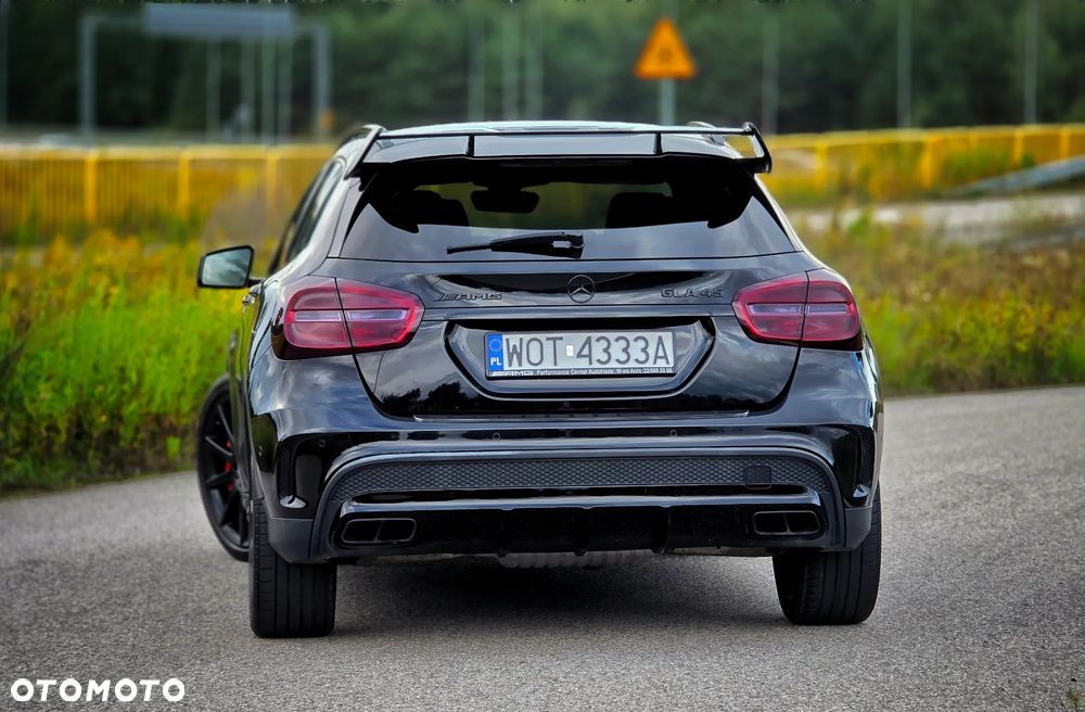 Mercedes-Benz GLA 45 AMG 4-Matic - 15