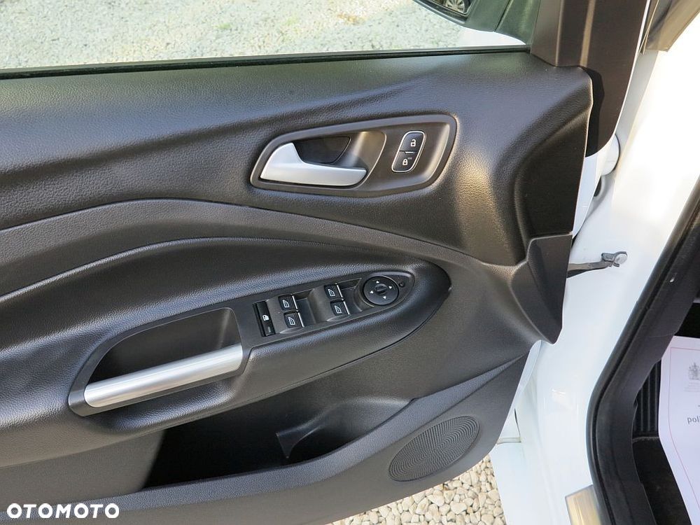 Ford Kuga 2.0 TDCi 4x2 ST-Line - 14