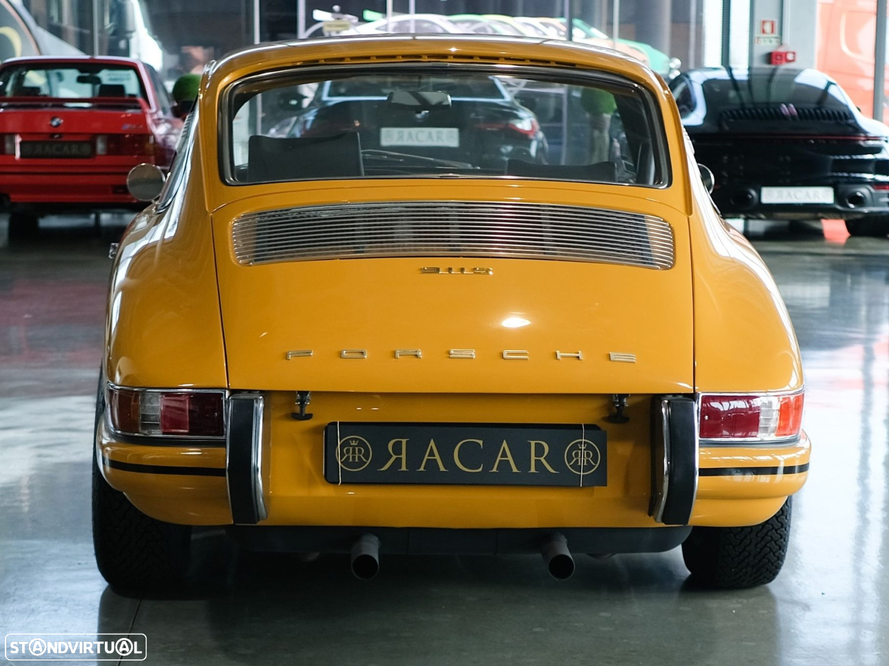 Porsche 911 Série F - 17