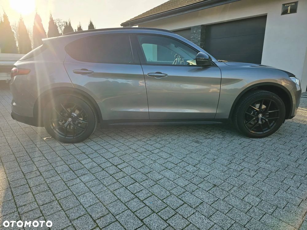 Alfa Romeo Stelvio 2.0 Turbo B-Tech Edition Q4 - 21
