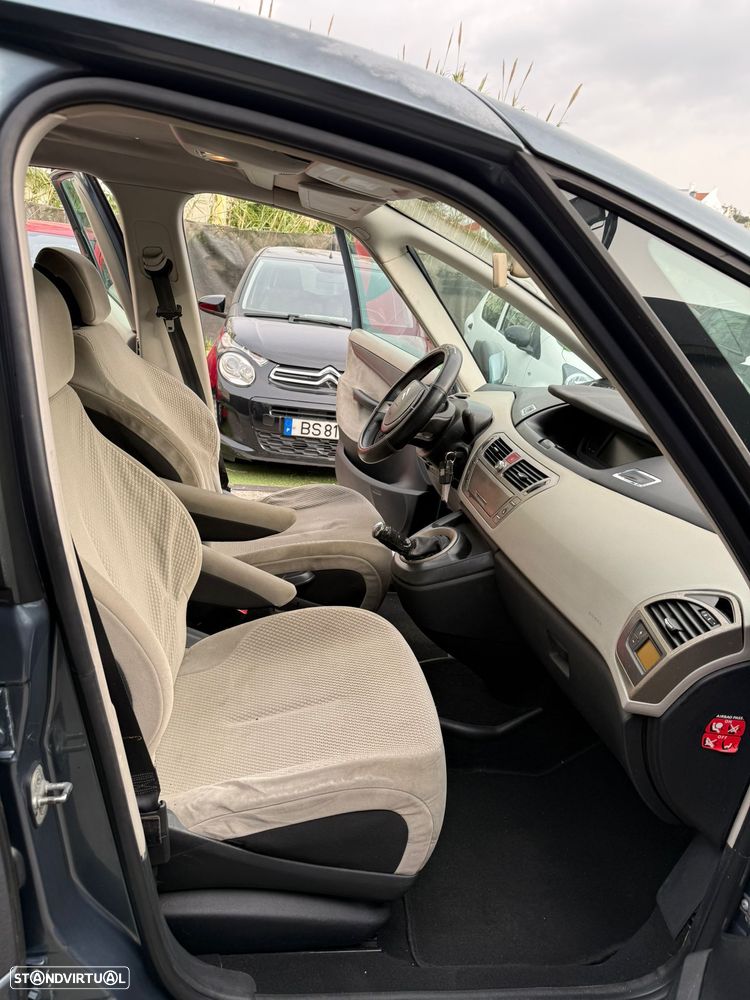 Citroën C4 Picasso - 13