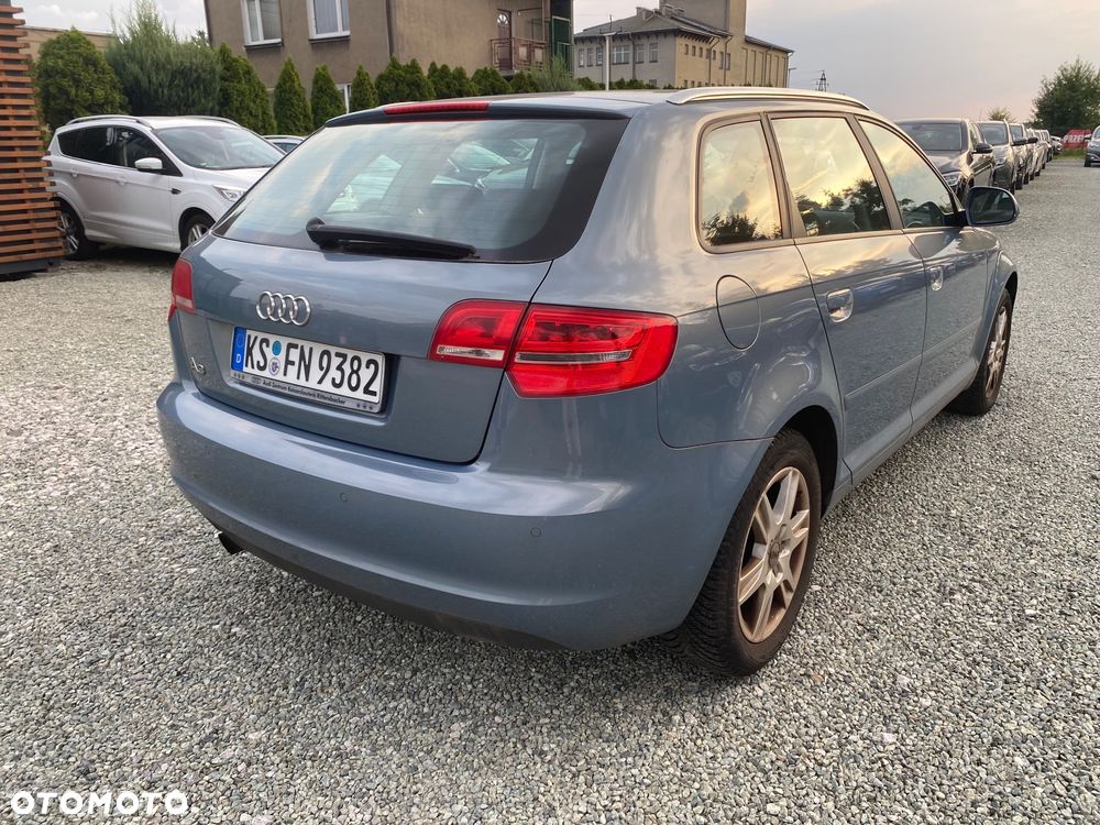 Audi A3 Sportback 1.6 S line Sportpaket (plus) - 6