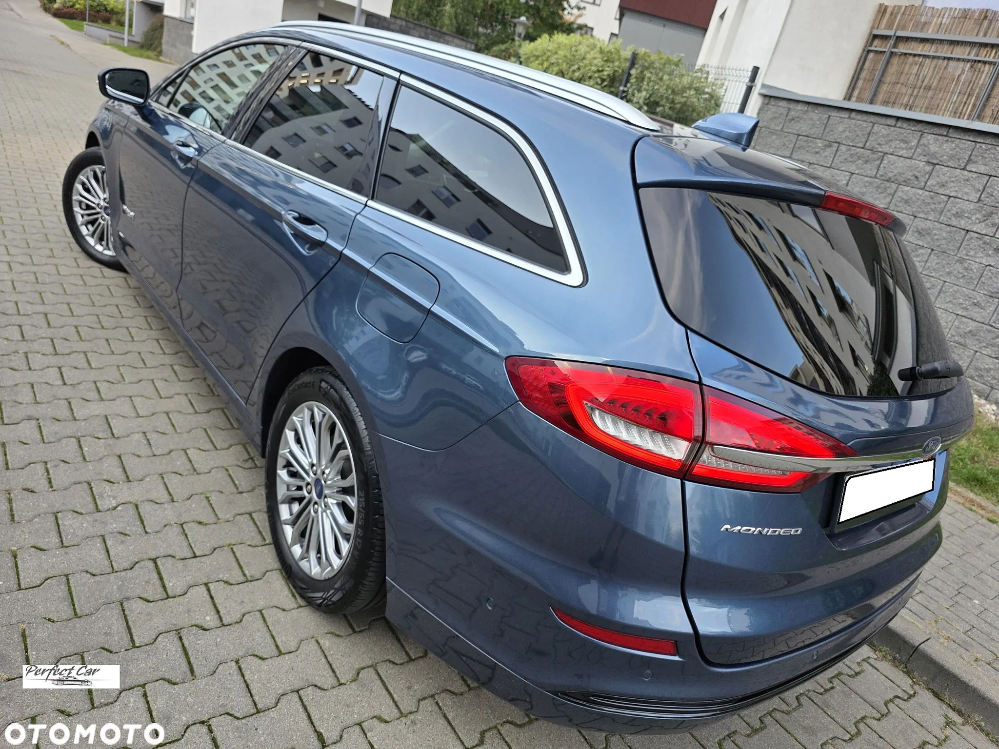 Ford Mondeo Turnier 2.0 Ti-VCT Hybrid Titanium - 3