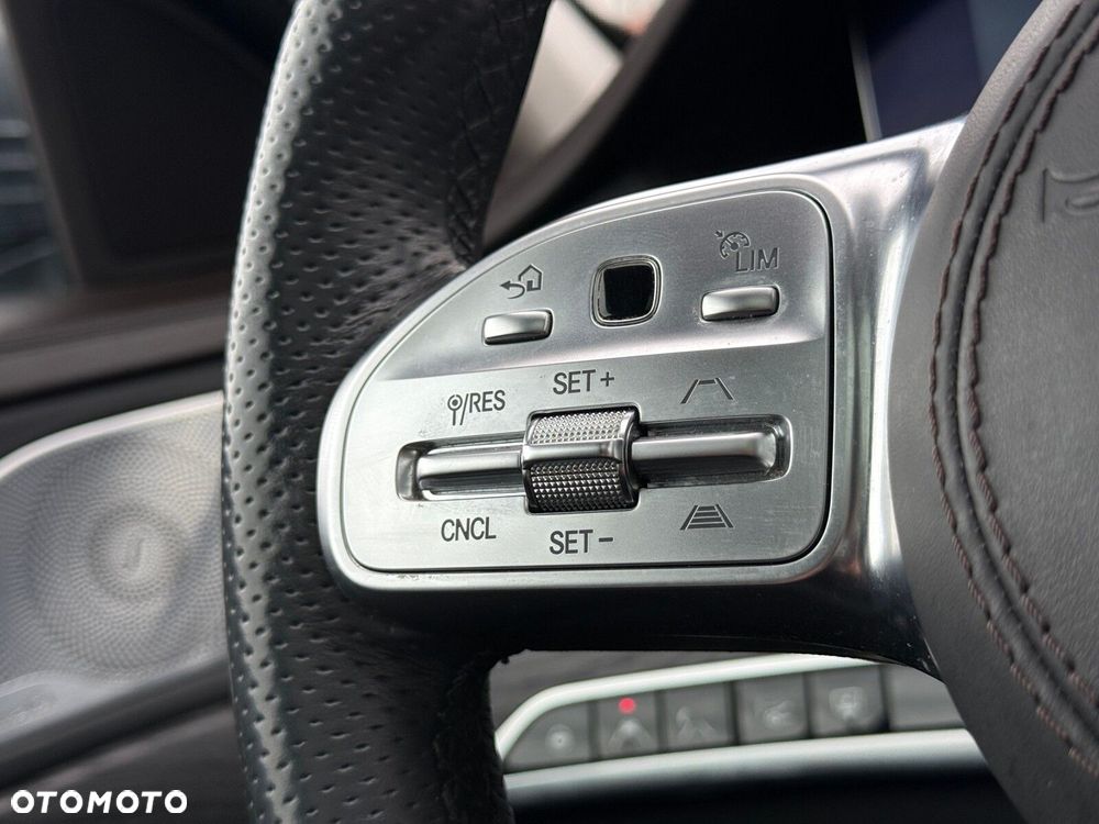 Mercedes-Benz Klasa S 560 4-Matic L 9G-TRONIC - 19